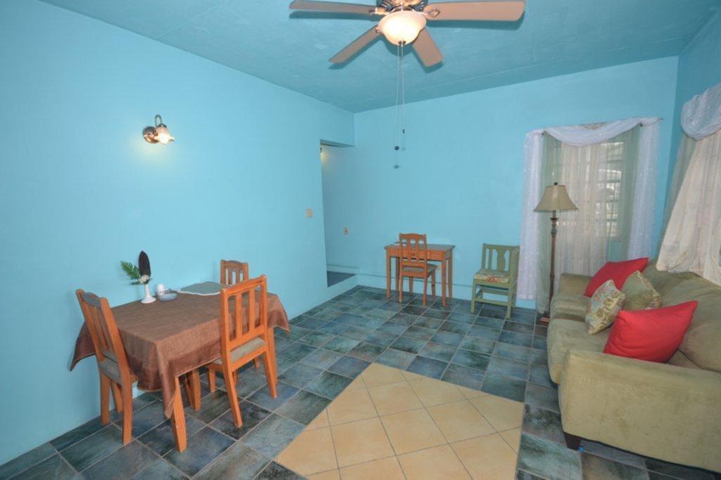 Lamblion Holiday Apartment Freemans Room photo
